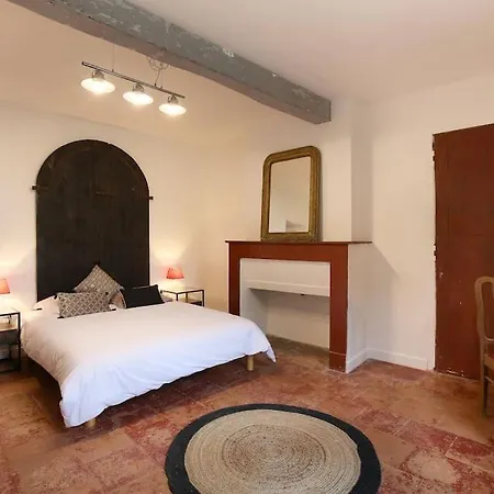 Chateau De Fontanas, Le Puits Apartment Grisolles (Tarn-et-Garonne)